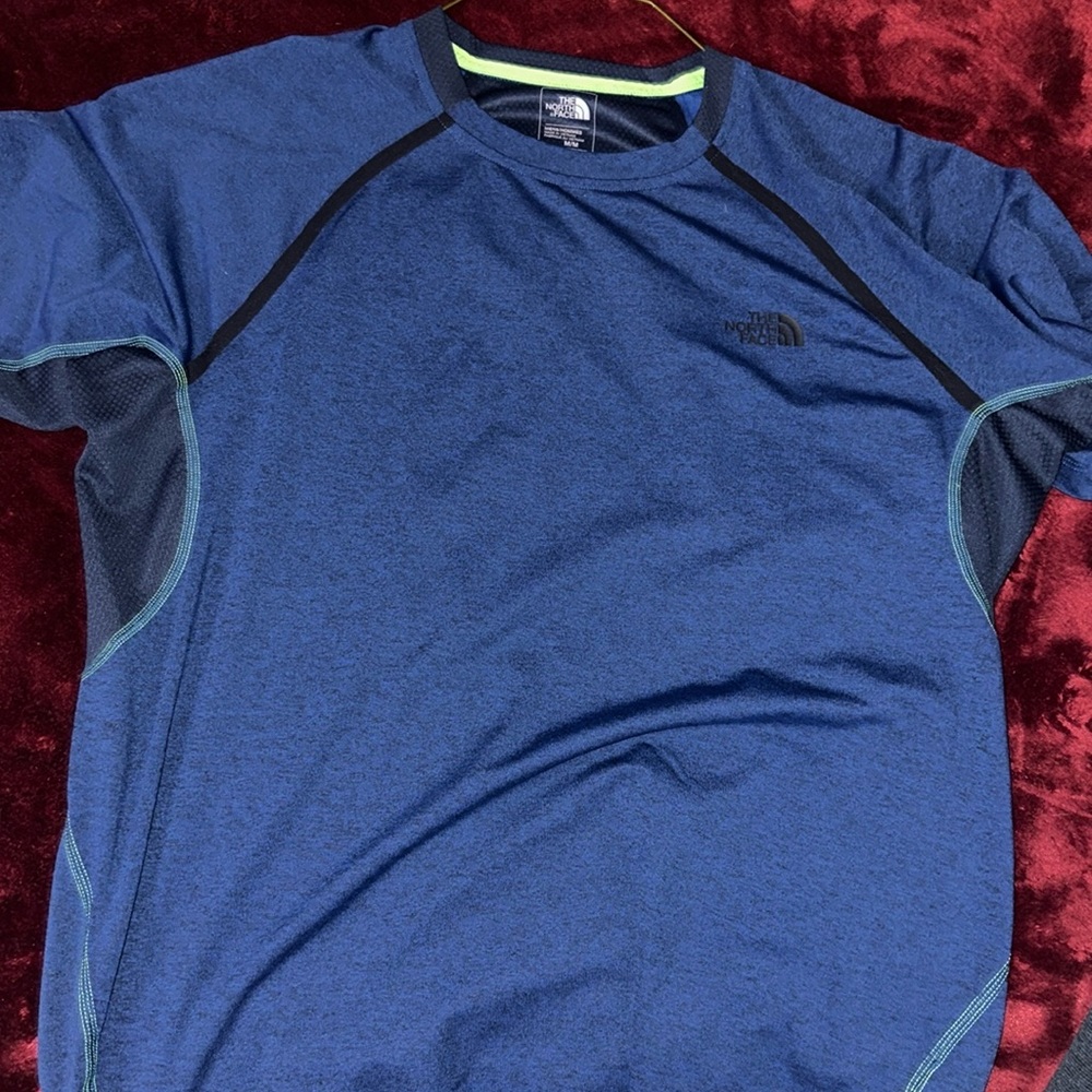 North face t shirt